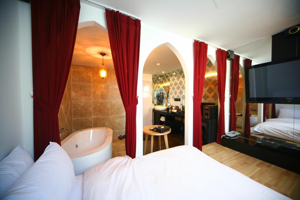 Diva Hotel Seoul Room photo