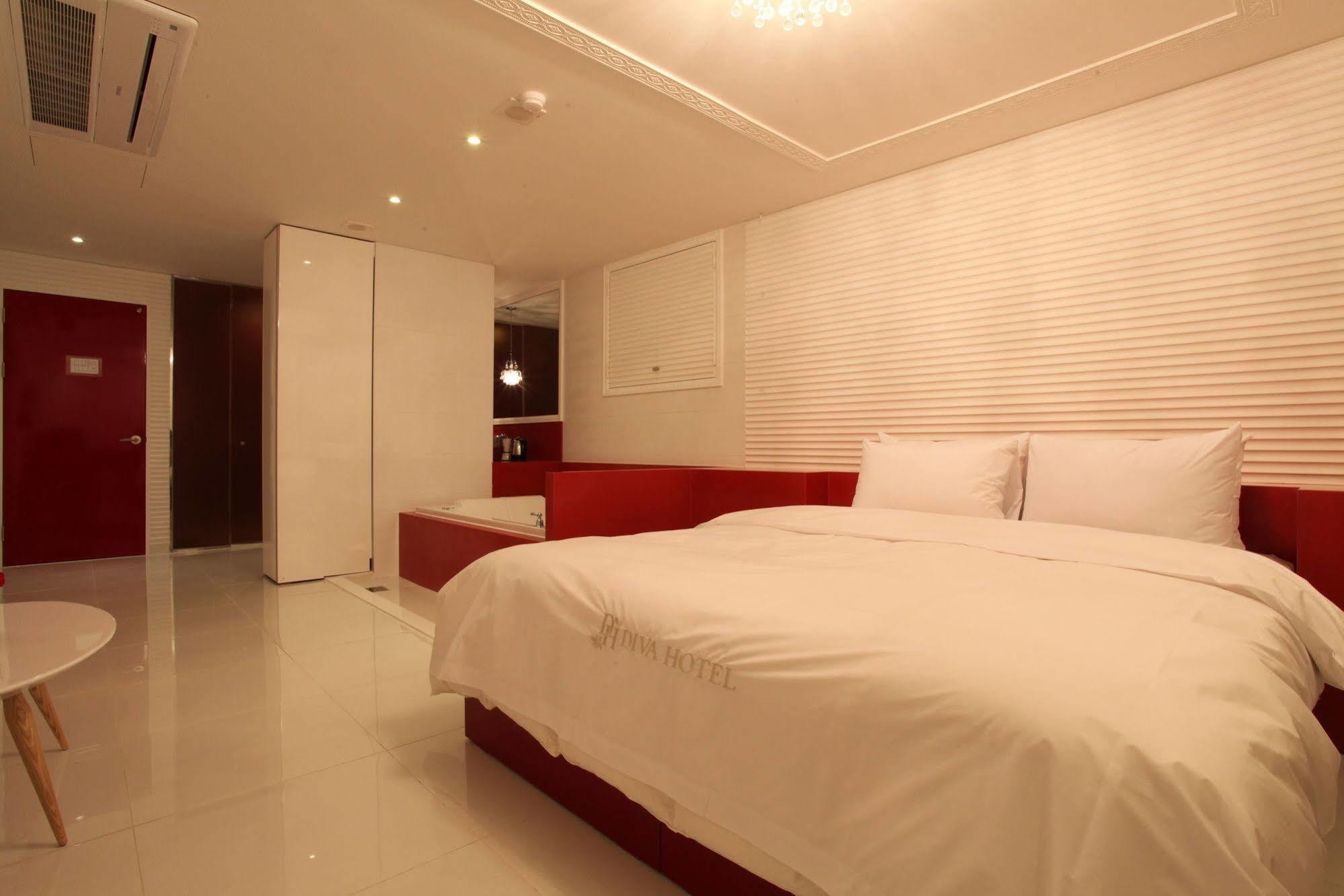 Diva Hotel Seoul Exterior photo